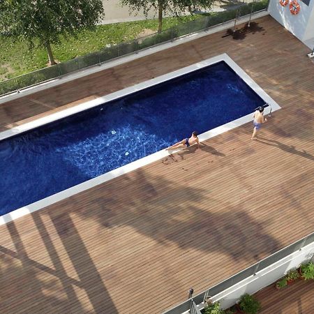 1217 - Pool And Beach Nice Apartment II Барселона Экстерьер фото