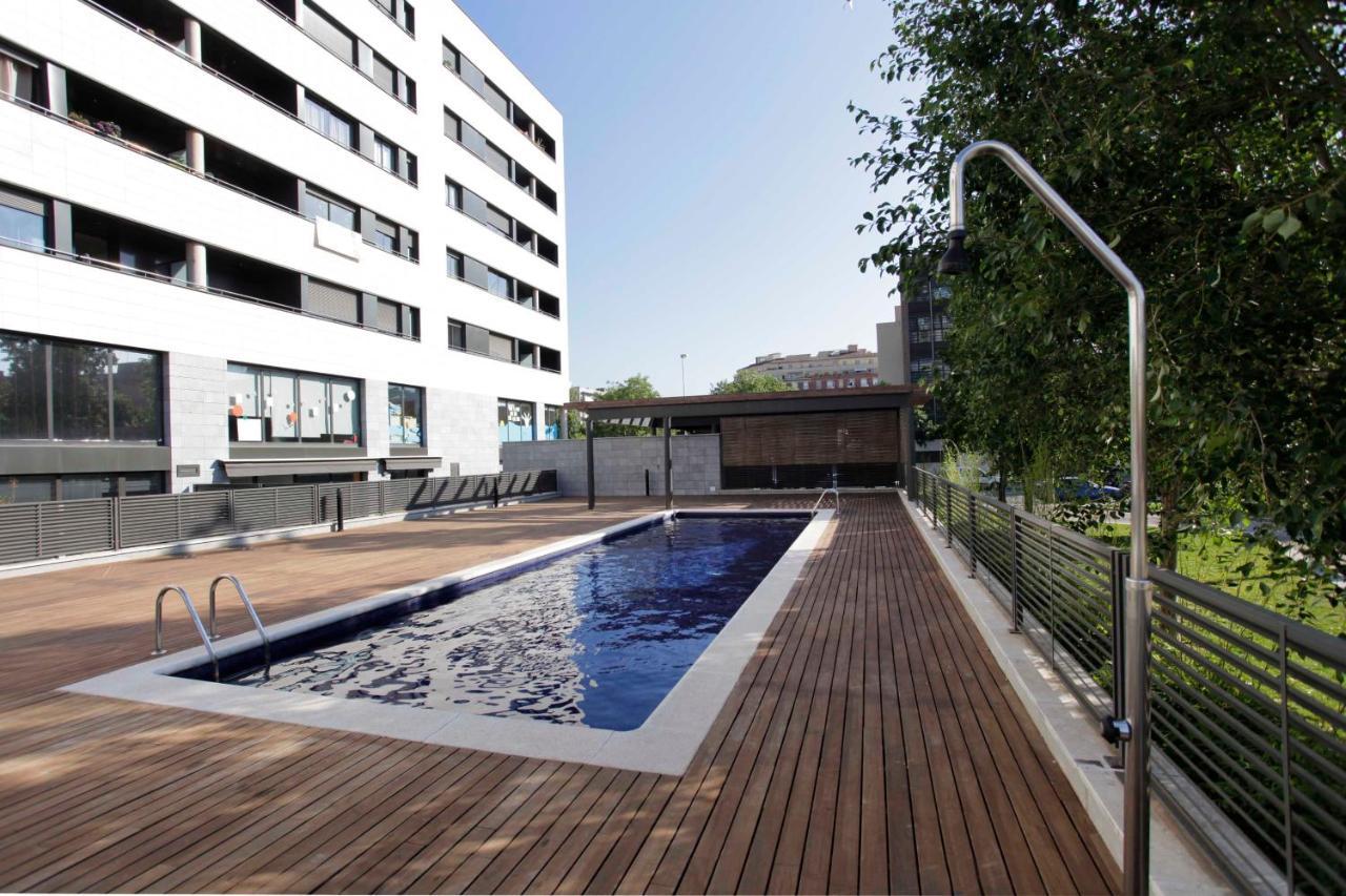 1217 - Pool And Beach Nice Apartment II Барселона Экстерьер фото