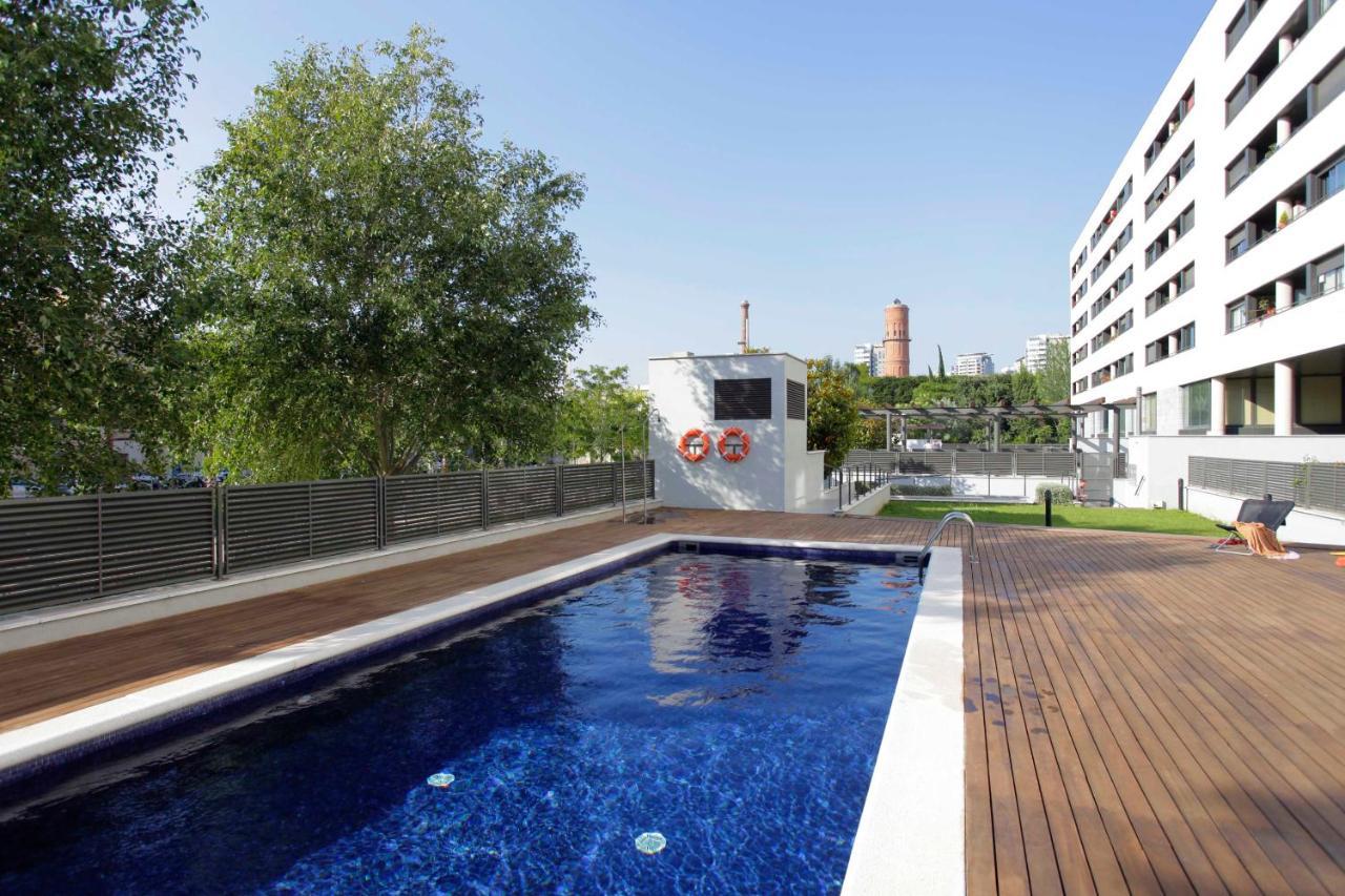 1217 - Pool And Beach Nice Apartment II Барселона Экстерьер фото