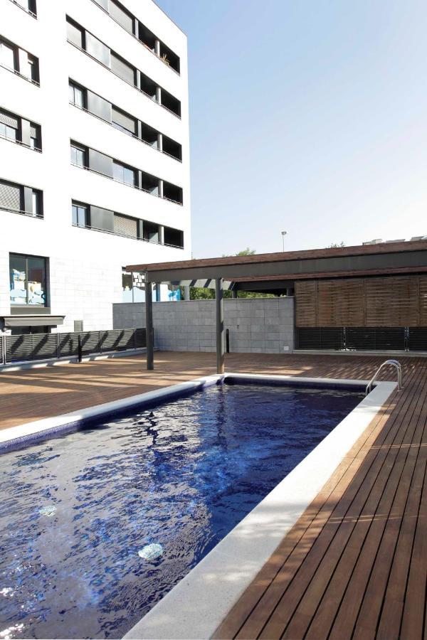 1217 - Pool And Beach Nice Apartment II Барселона Экстерьер фото